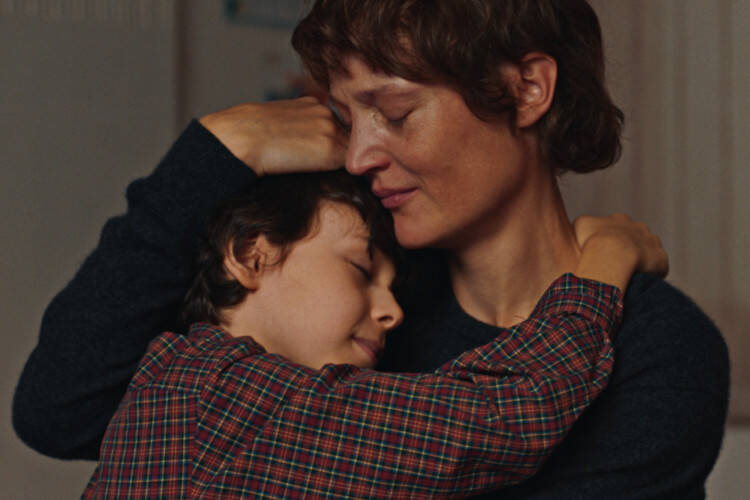 














































    
    
    
    
        
    
    
        
    










    Bande-annonce du film Love Me Tender


