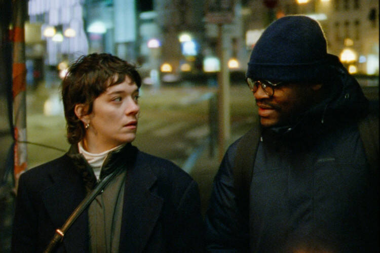 














































    
    
    
    
        
    
    
        
    










    Bande-annonce du film Real Faces


