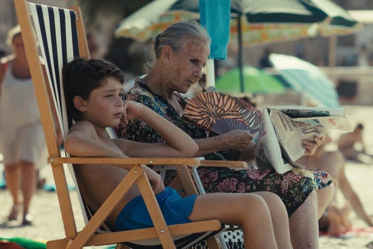 














































    
    
    
    
        
    
    
        
    










    Bande-annonce du film Gioia Mia


