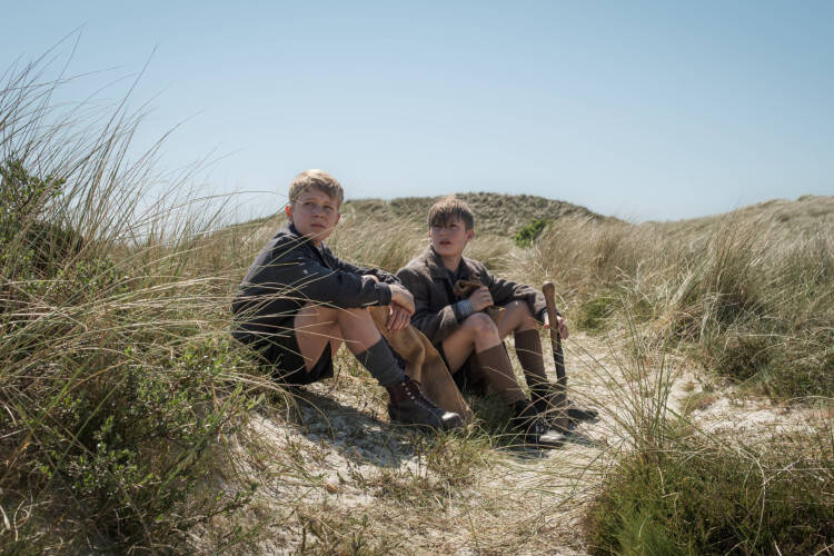 














































    
    
    
    
        
    
    
        
    










    Bande-annonce du film Amrum 1945 - Une enfance allemande


