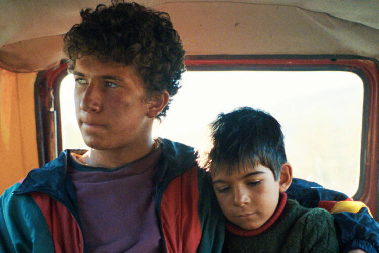 














































    
    
    
    
        
    
    
        
    










    Bande-annonce du film Le Garçon qui faisait danser les collines


