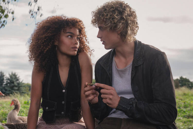 














































    
    
    
    
        
    
    
        
    










    Bande-annonce du film Hunger Games: Lever de soleil sur la moisson


