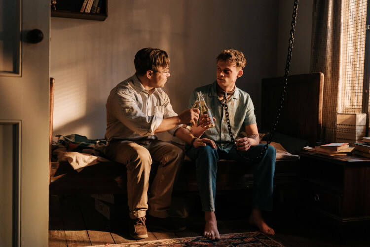 














































    
    
    
    
        
    
    
        
    










    Bande-annonce du film Good Boy


