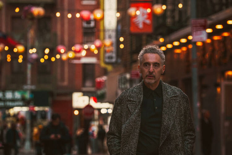














































    
    
    
    
        
    
    
        
    










    Bande-annonce du film The Only Living Pickpocket in New York


