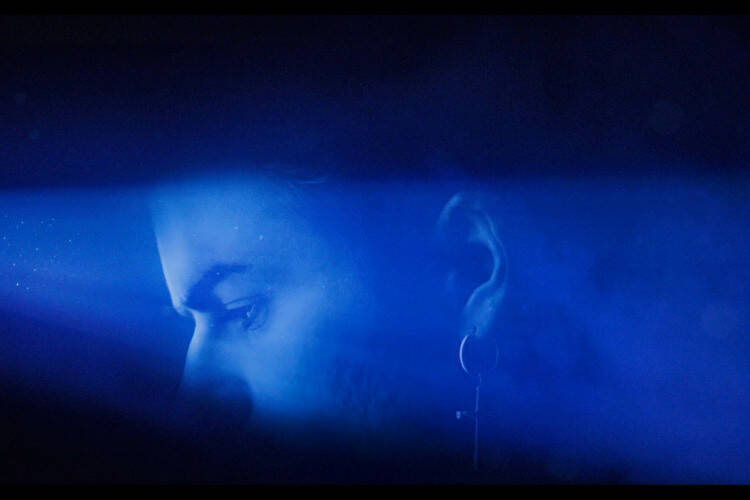 














































    
    
    
    
        
    
    
        
    










    Bande-annonce du film George Michael: The Faith Tour


